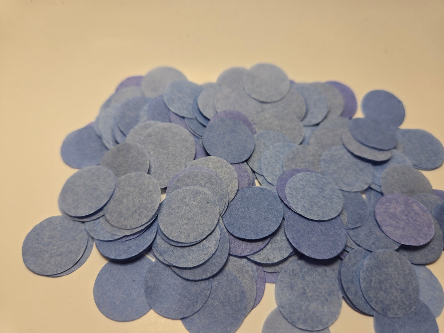 Round confetti, 20 scoops